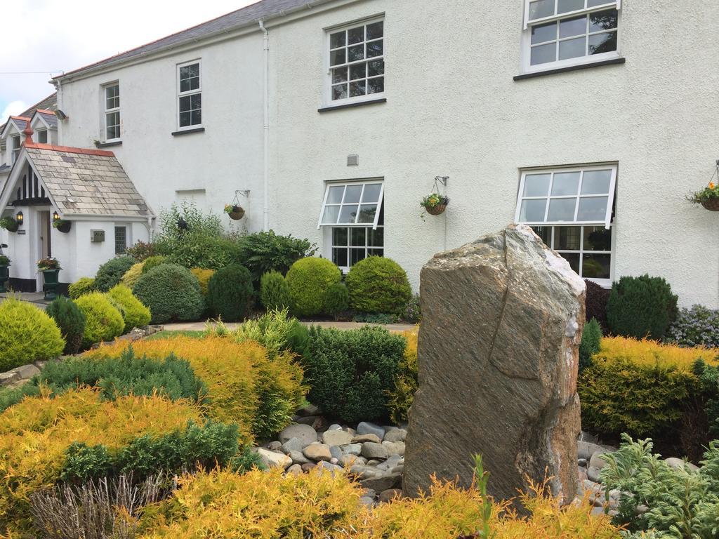 Beggars Reach Hotel Pembroke Dock Eksteriør bilde