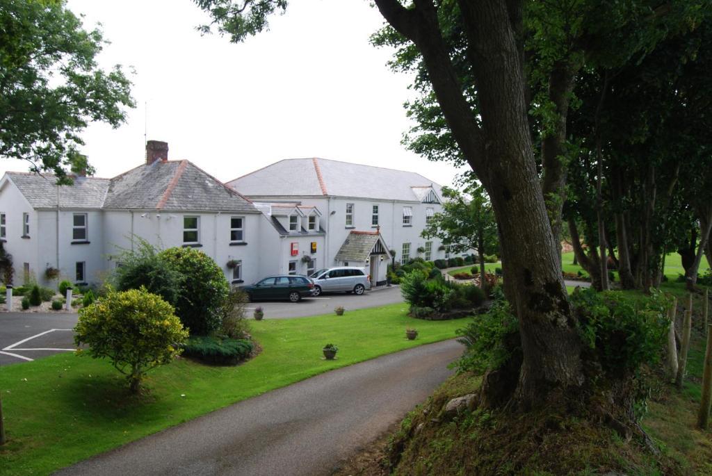 Beggars Reach Hotel Pembroke Dock Eksteriør bilde