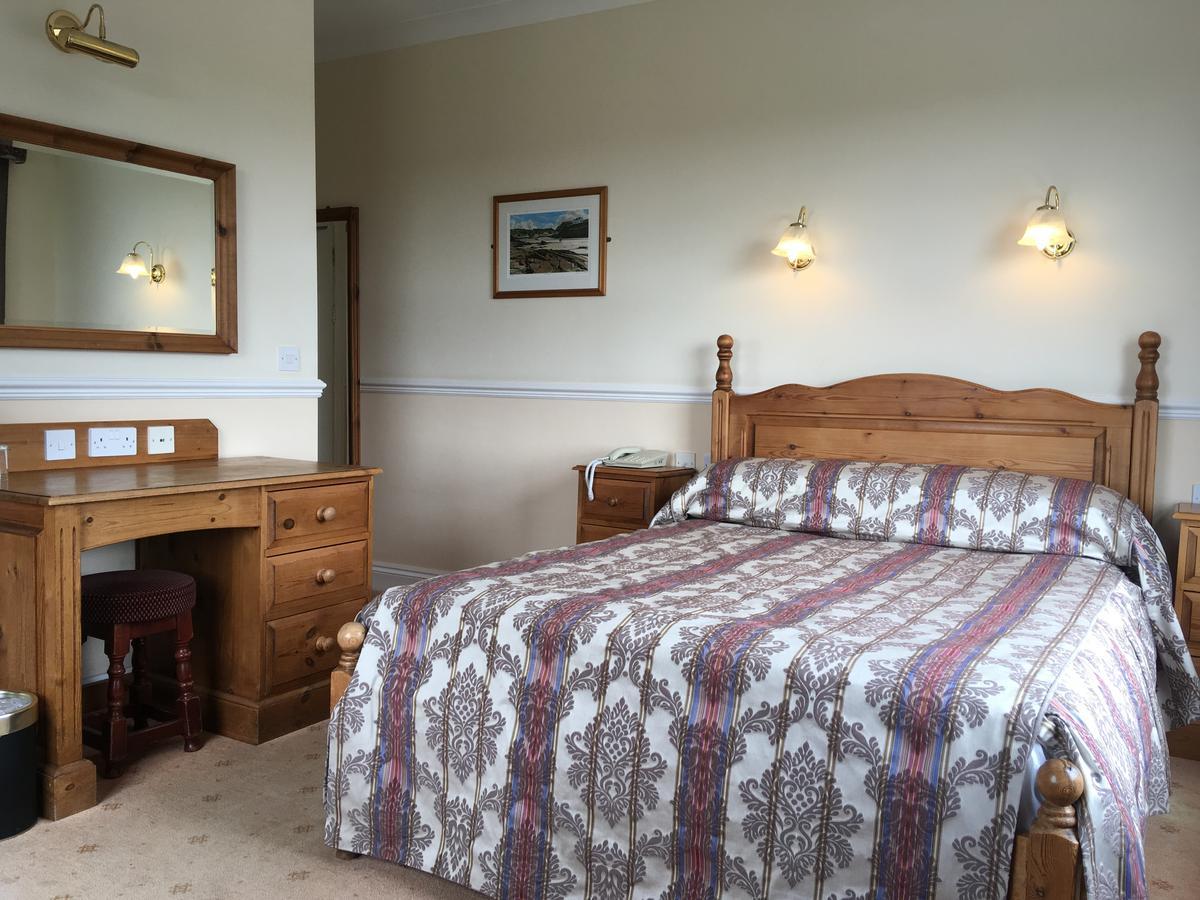 Beggars Reach Hotel Pembroke Dock Eksteriør bilde
